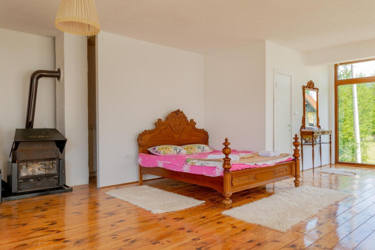 Etno Selo Montenegro Hotel Pluzine Bagian luar foto