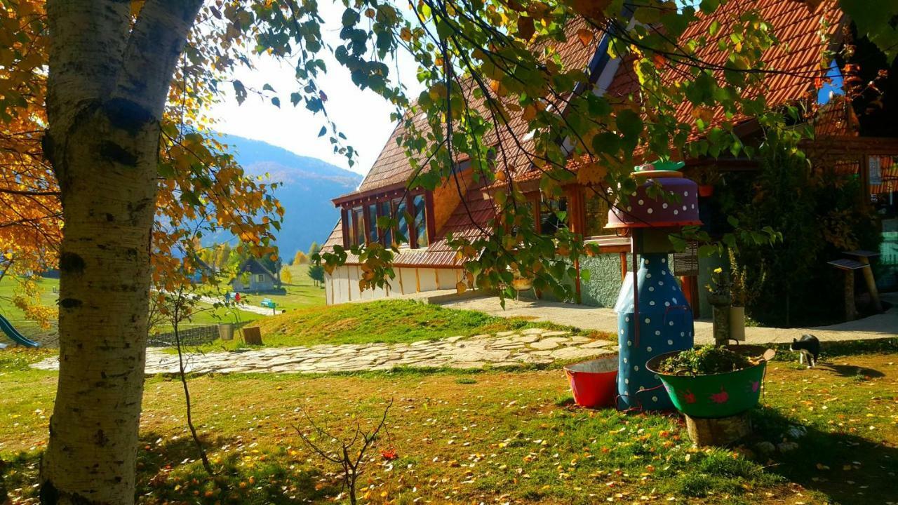 Etno Selo Montenegro Hotel Pluzine Bagian luar foto